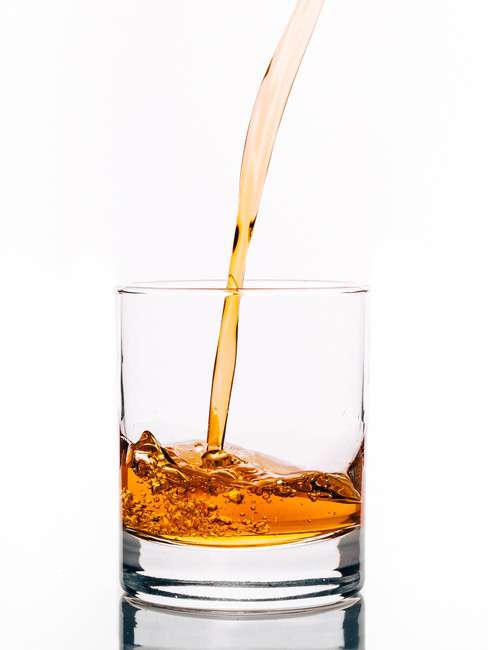 cold-light-alcohol-glass-large.jpg